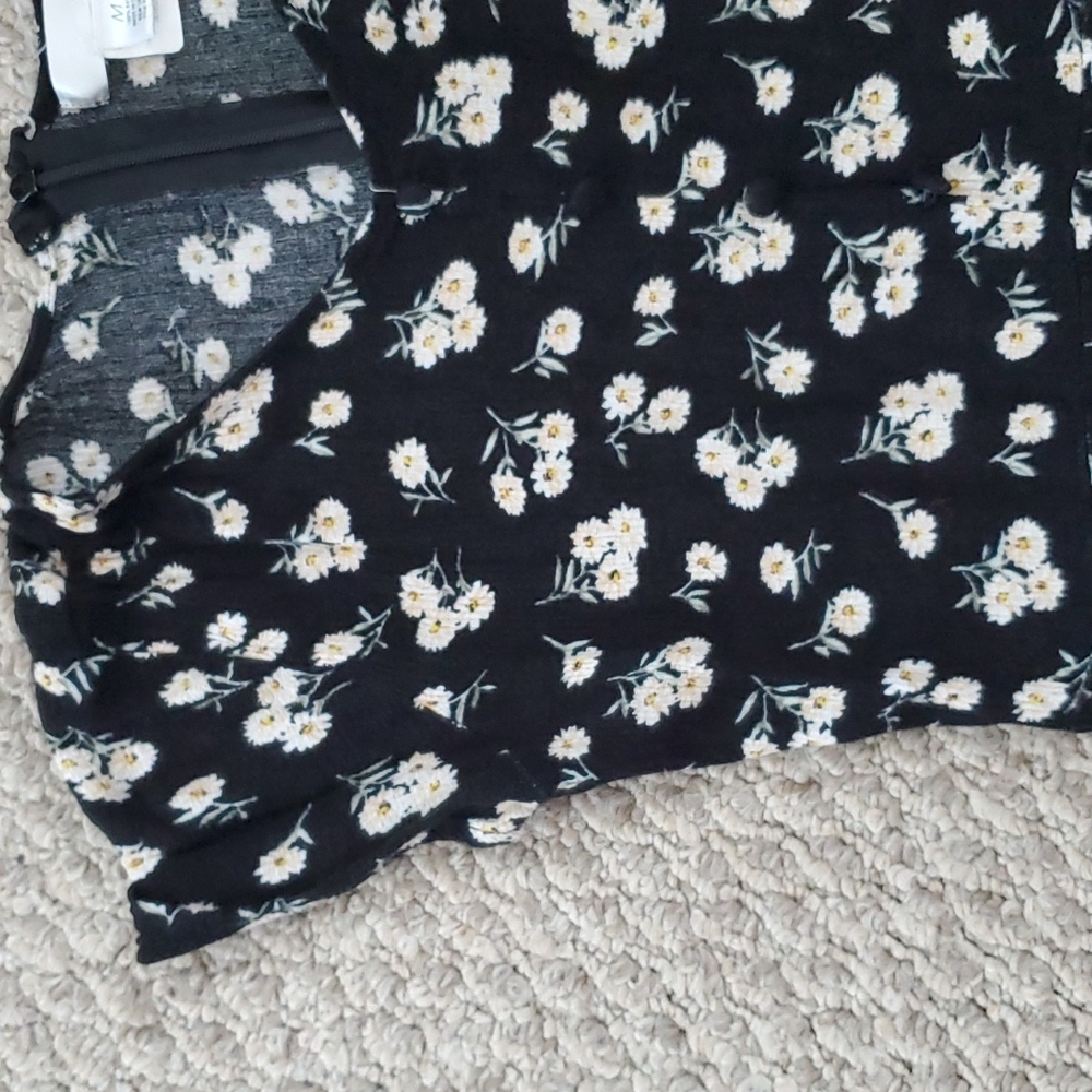 Girls 90s-Inspired Daisy Dress